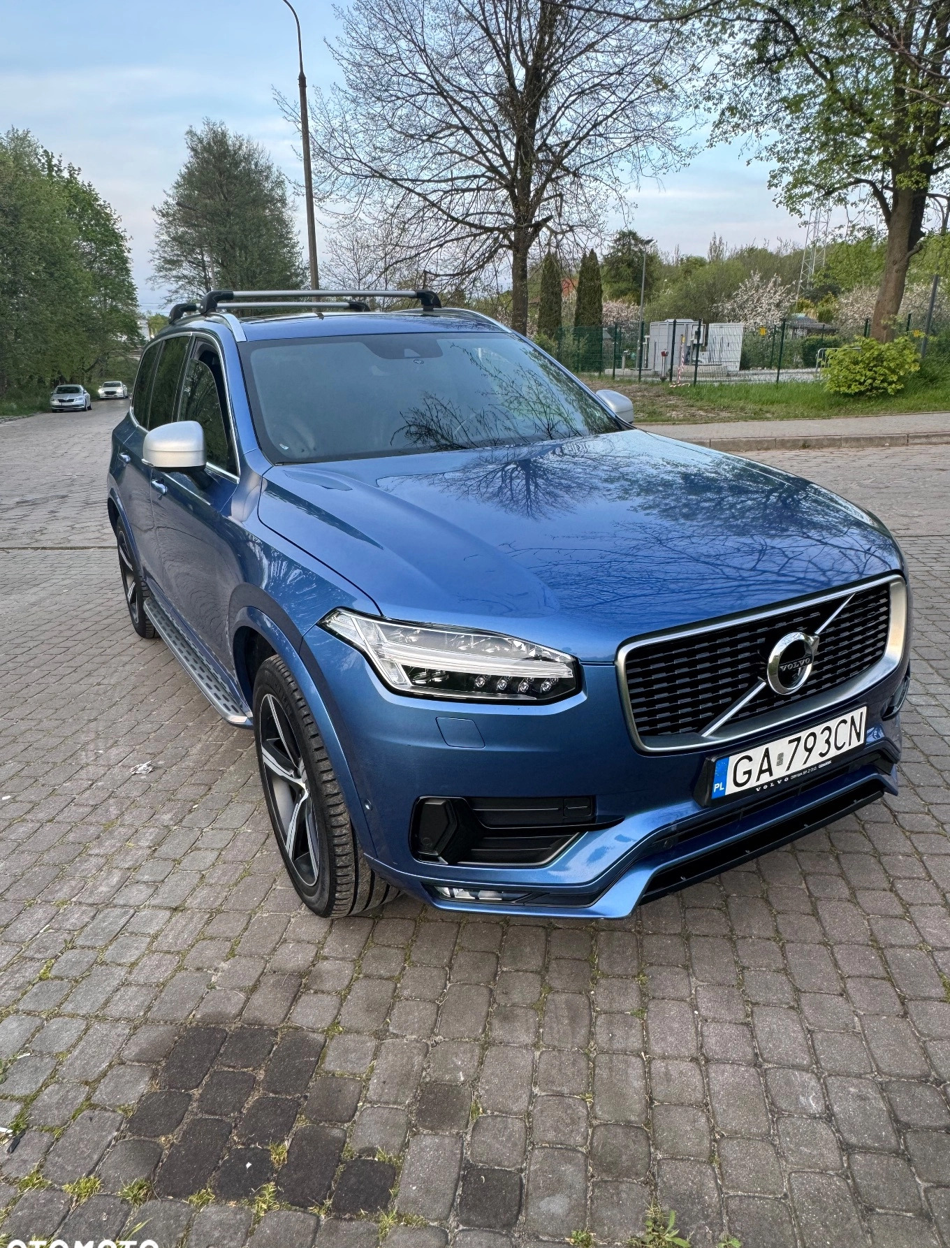 Volvo XC 90 cena 198000 przebieg: 98000, rok produkcji 2018 z Gdynia małe 742